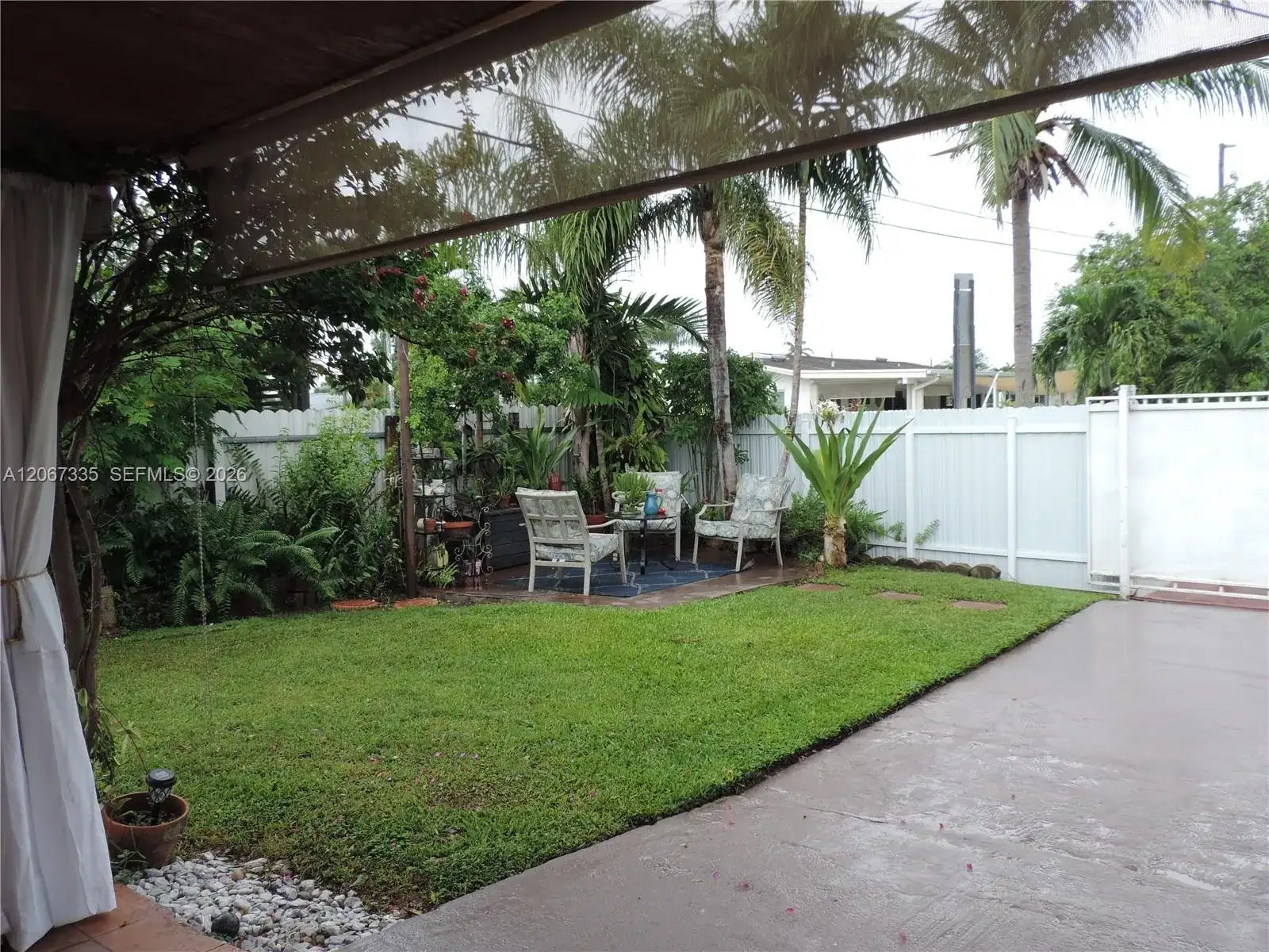 990 W 56th St, Hialeah FL 33012 photo 3