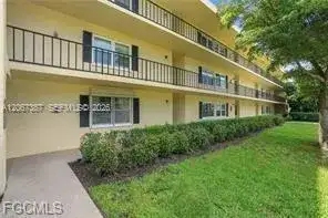 1085 Forest Lakes Dr # 8102, Naples FL 34105 photo 2