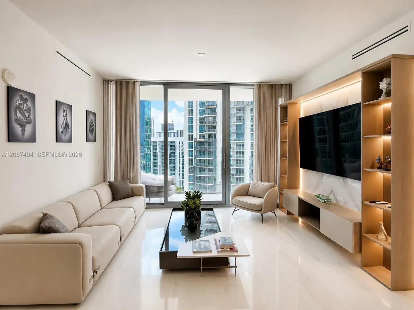 300 Biscayne Boulevard Way # 2609W, Miami FL 33131 photo 3