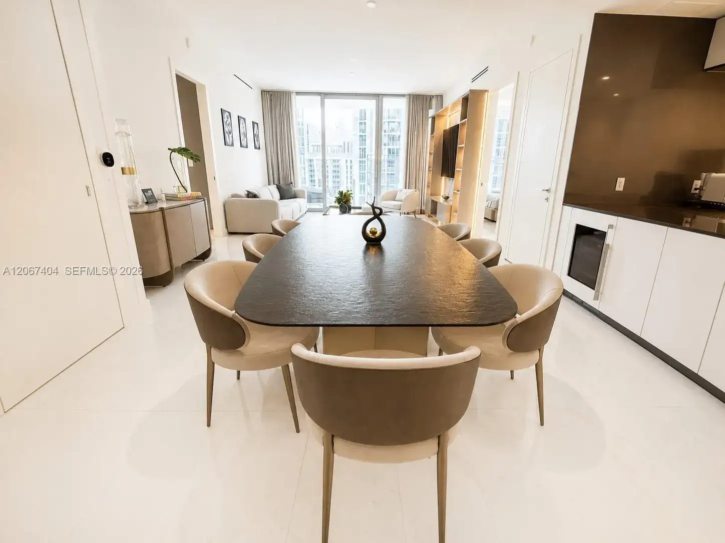300 Biscayne Boulevard Way # 2609W, Miami FL 33131 photo 5