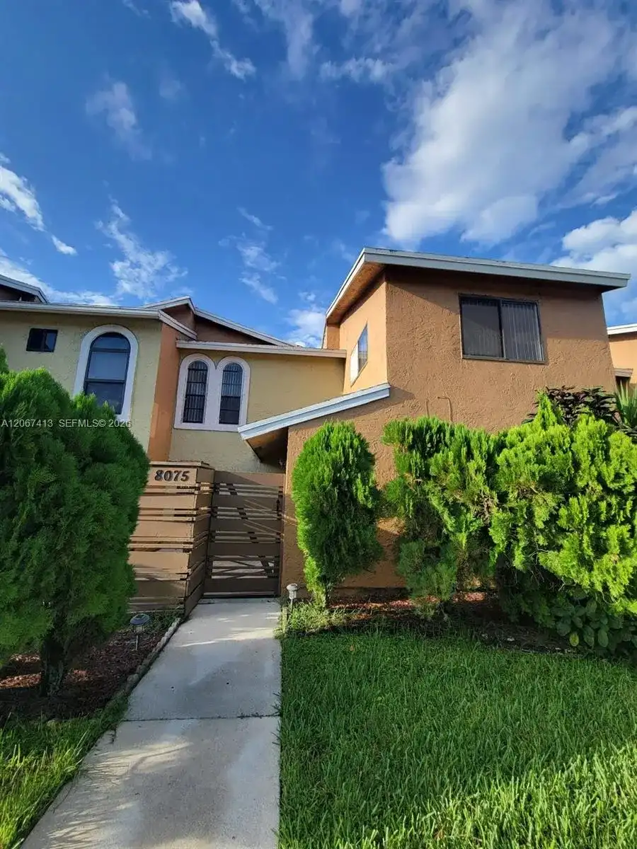 8075 NW 71st Ct # 8075, Tamarac FL 33321