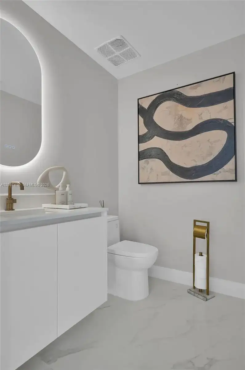 700 NE 24th St # 4701, Miami FL 33137 photo 5