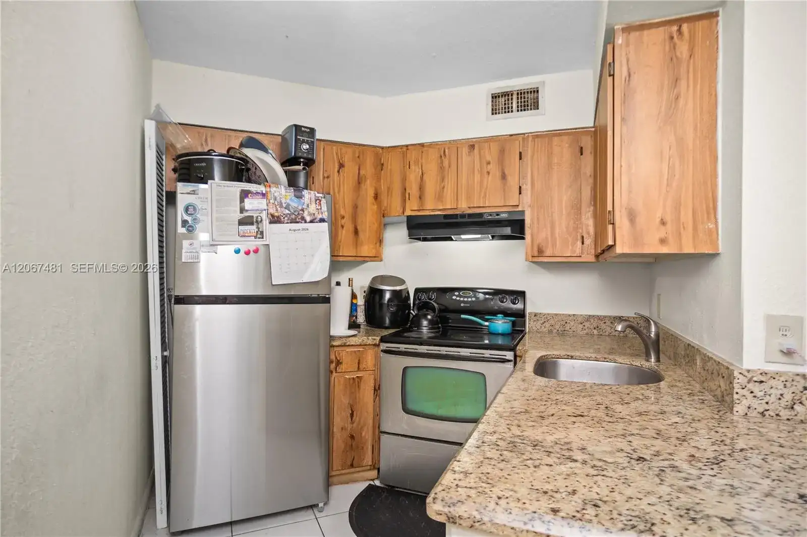 213 Lake Pointe Dr # 203, Oakland Park FL 33309 photo 2