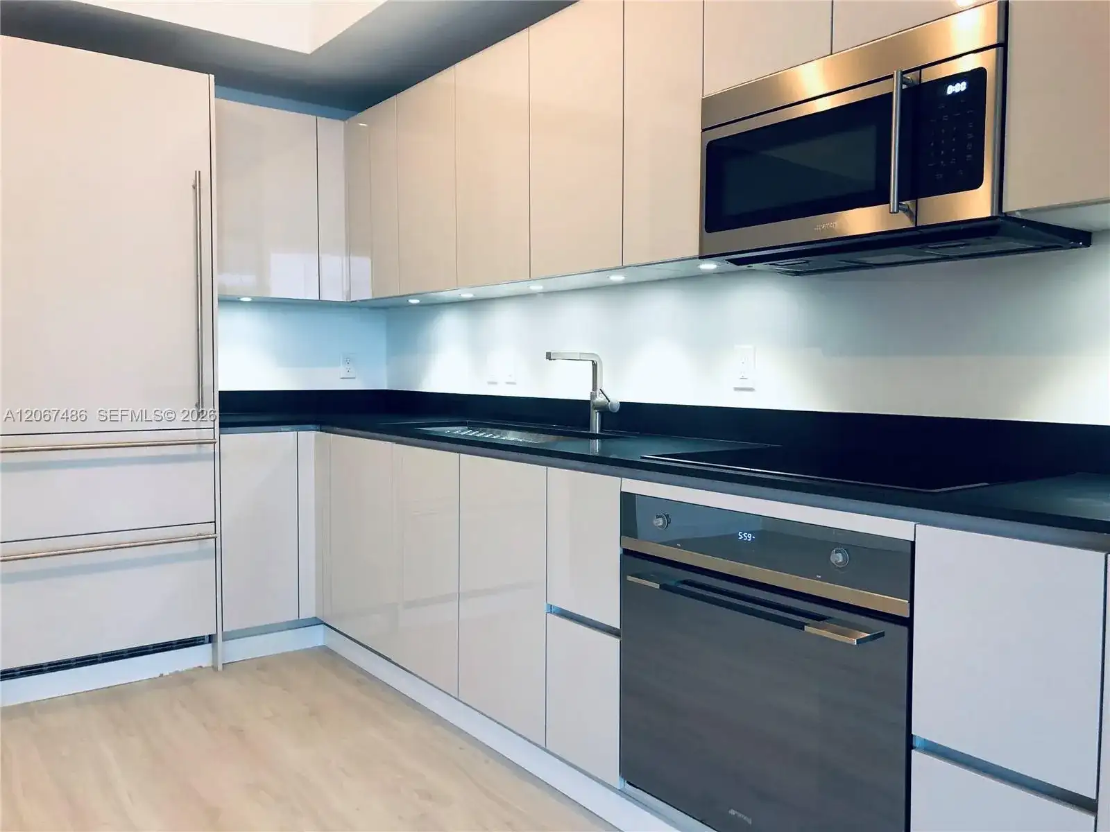 1010 Brickell Ave # 3608, Miami FL 33131 photo 3