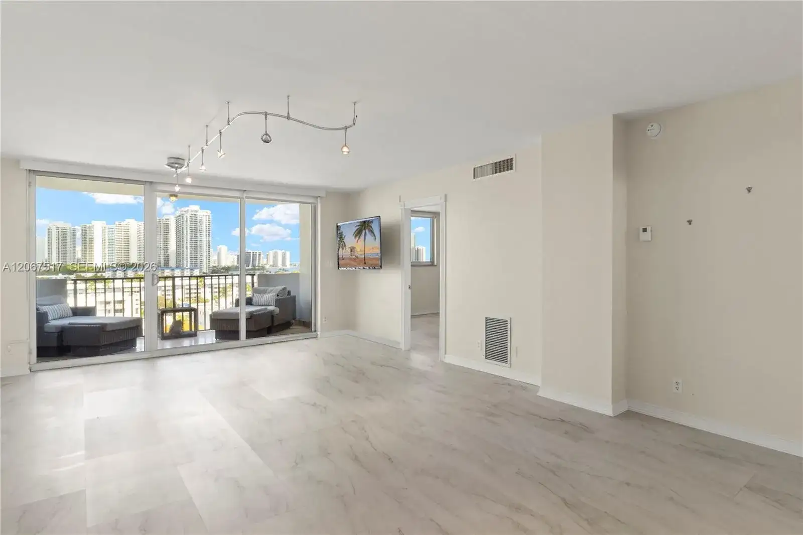 3703 NE 166th St, North Miami Beach FL 33160 photo 2