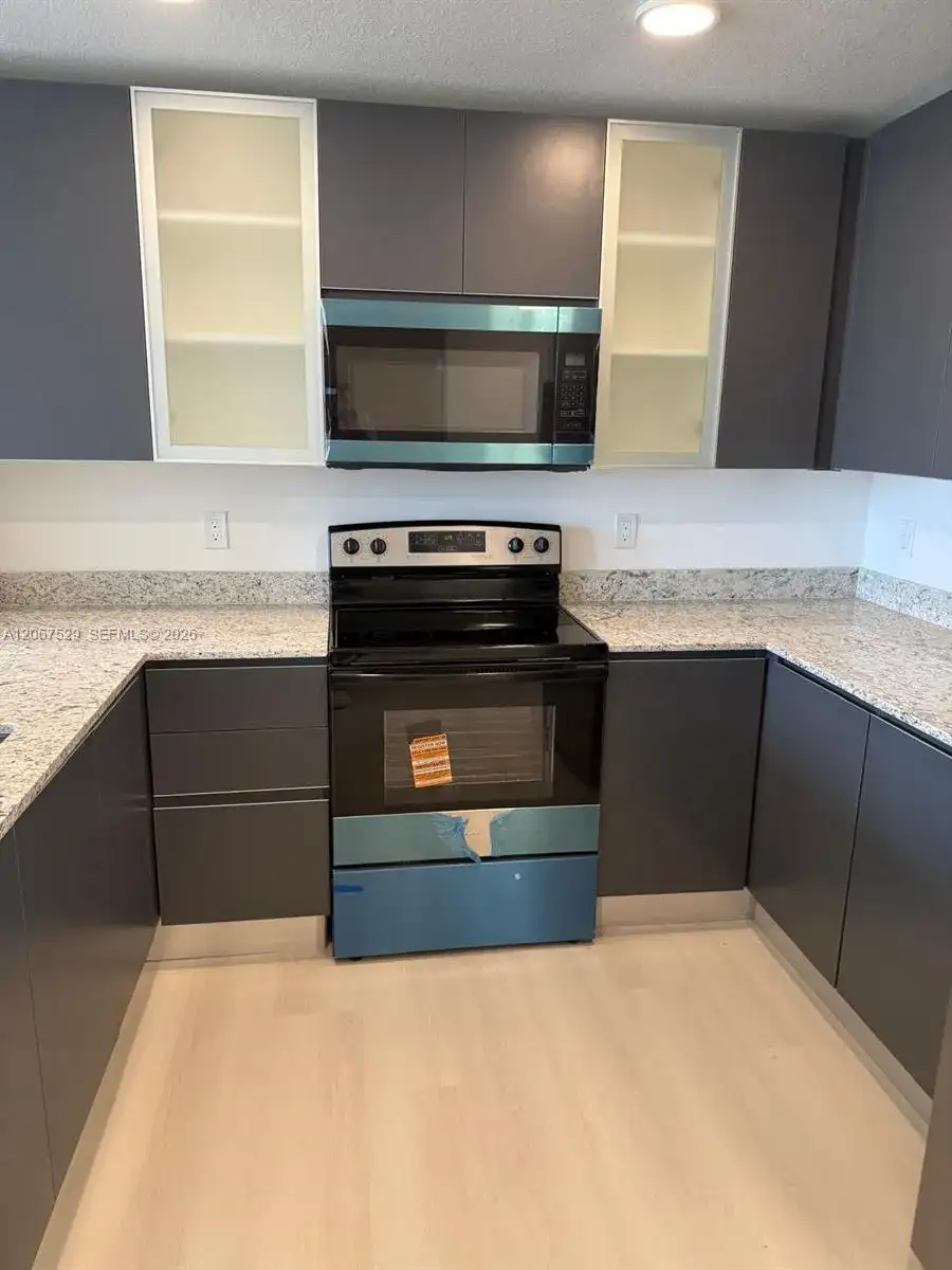 5563 Milenia Park Blvd # 407, Orlando FL 32839 photo 3