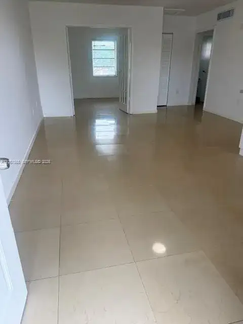 4050 NW 135 th st # 25, Opa-Locka FL 33054 photo 3