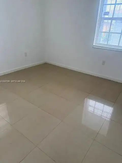 4050 NW 135 th st # 25, Opa-Locka FL 33054 photo 5
