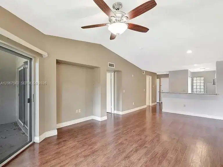 4847 Via Palm Lks # 1021, West Palm Beach FL 33417 photo 4