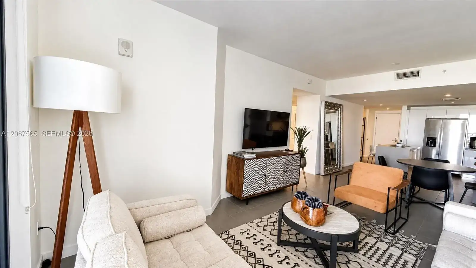 1600 NE 1st Ave # 2512, Miami FL 33132 photo 2