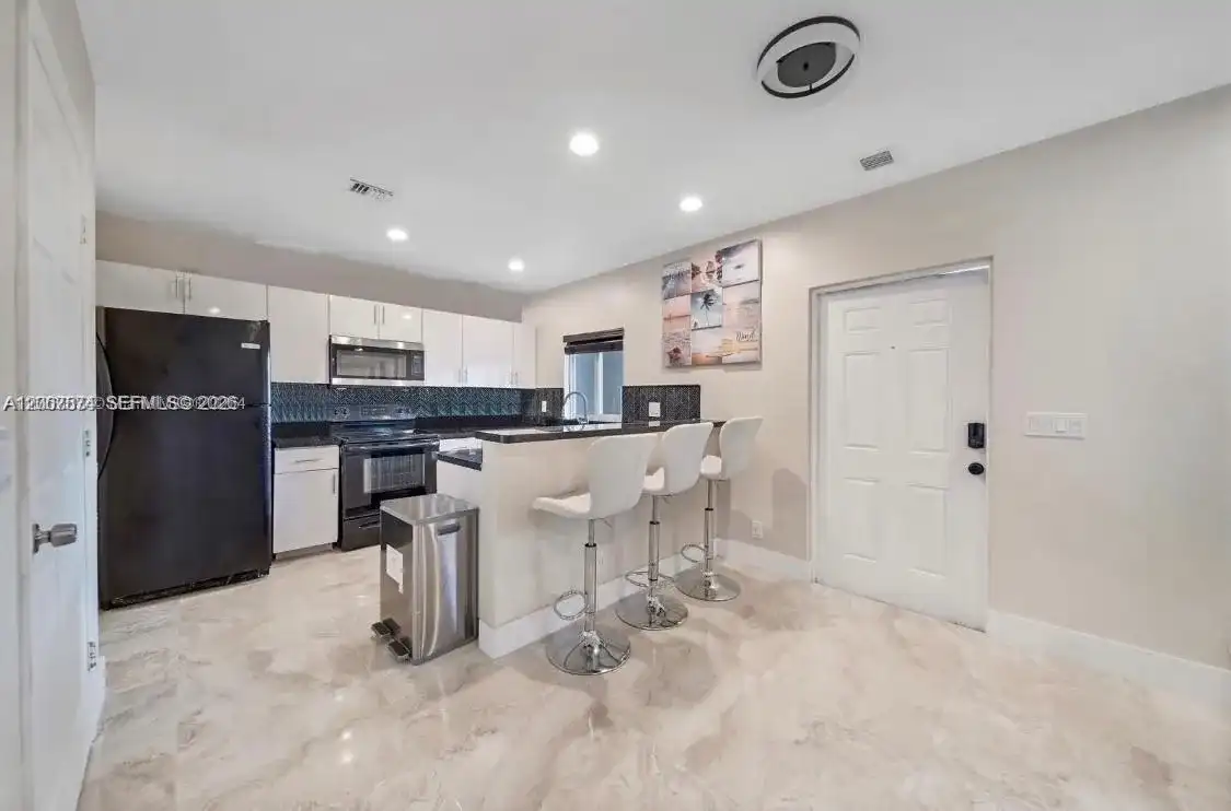 615 NW 10th Ter # 1, Fort Lauderdale FL 33311