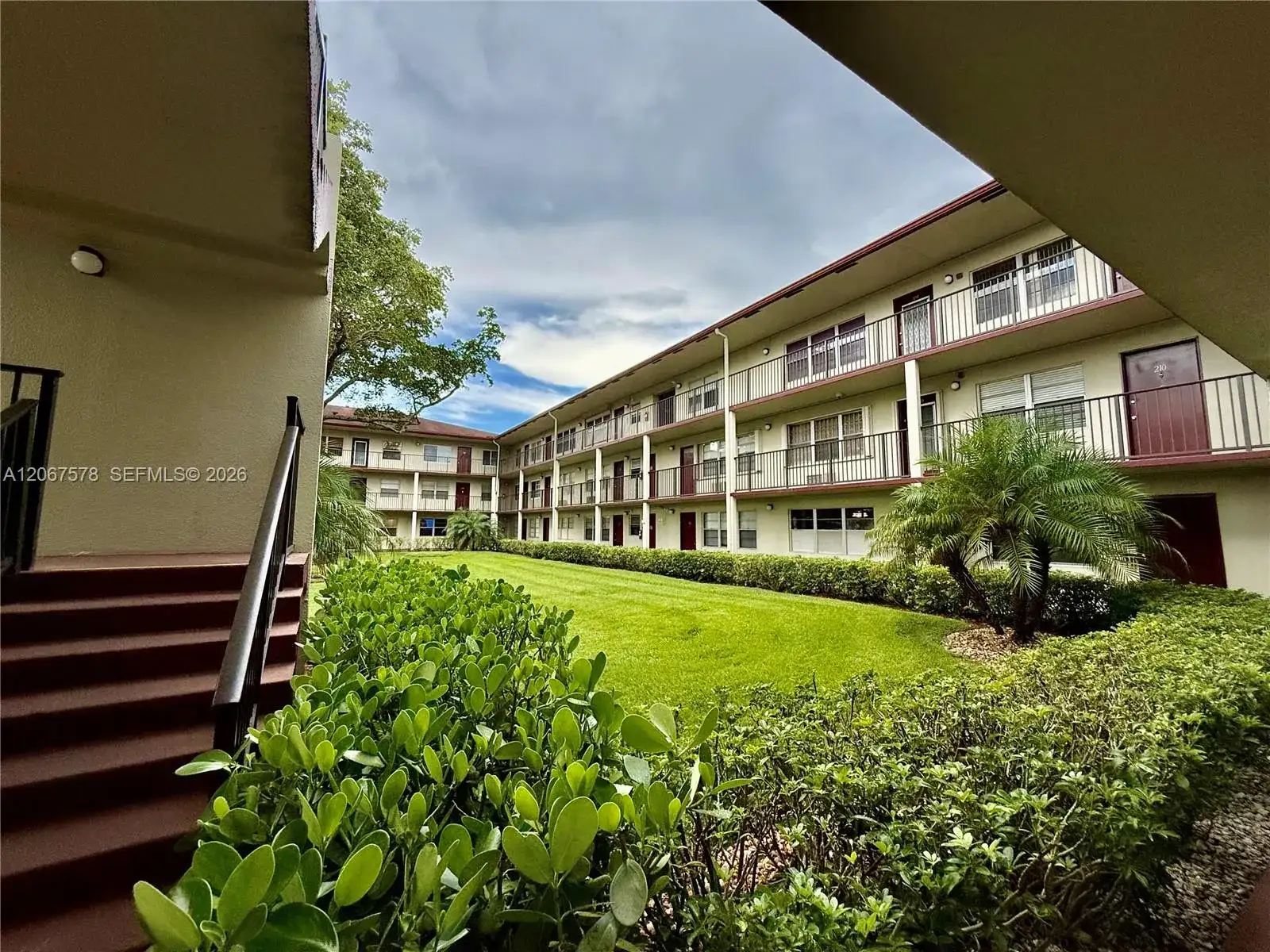 150 150 SW 134TH WAY # R109, Pembroke Pines FL 33027 photo 4