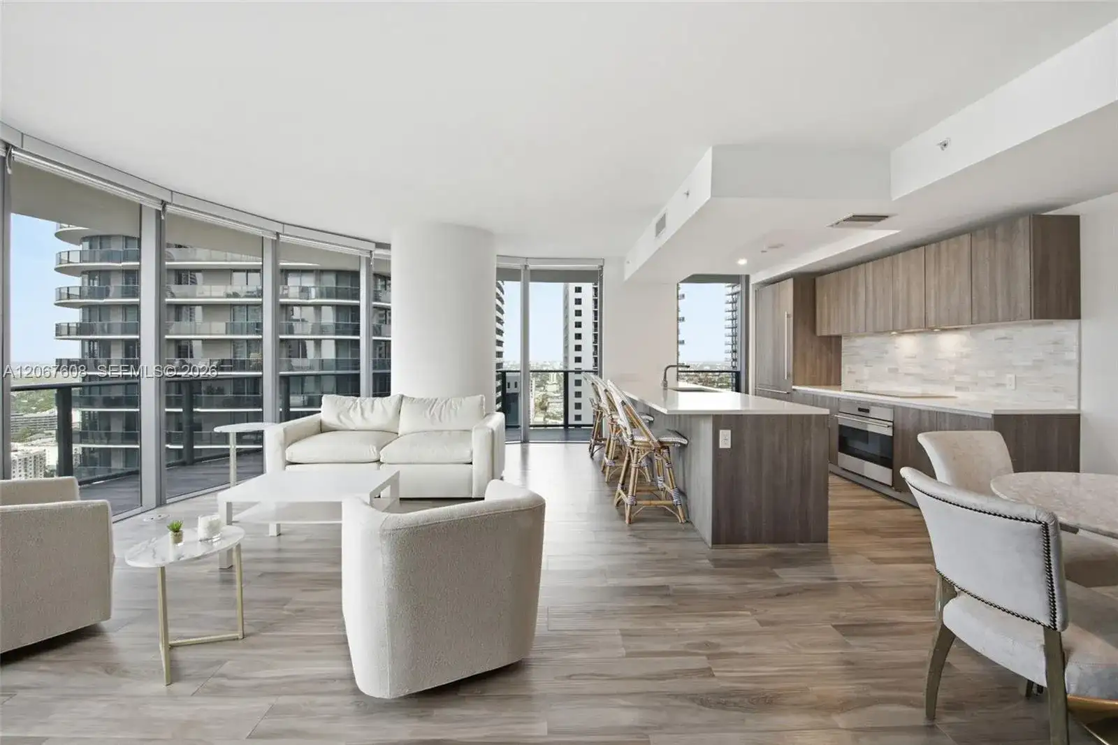 801 S Miami Ave # 3101, Miami FL 33130 photo 2