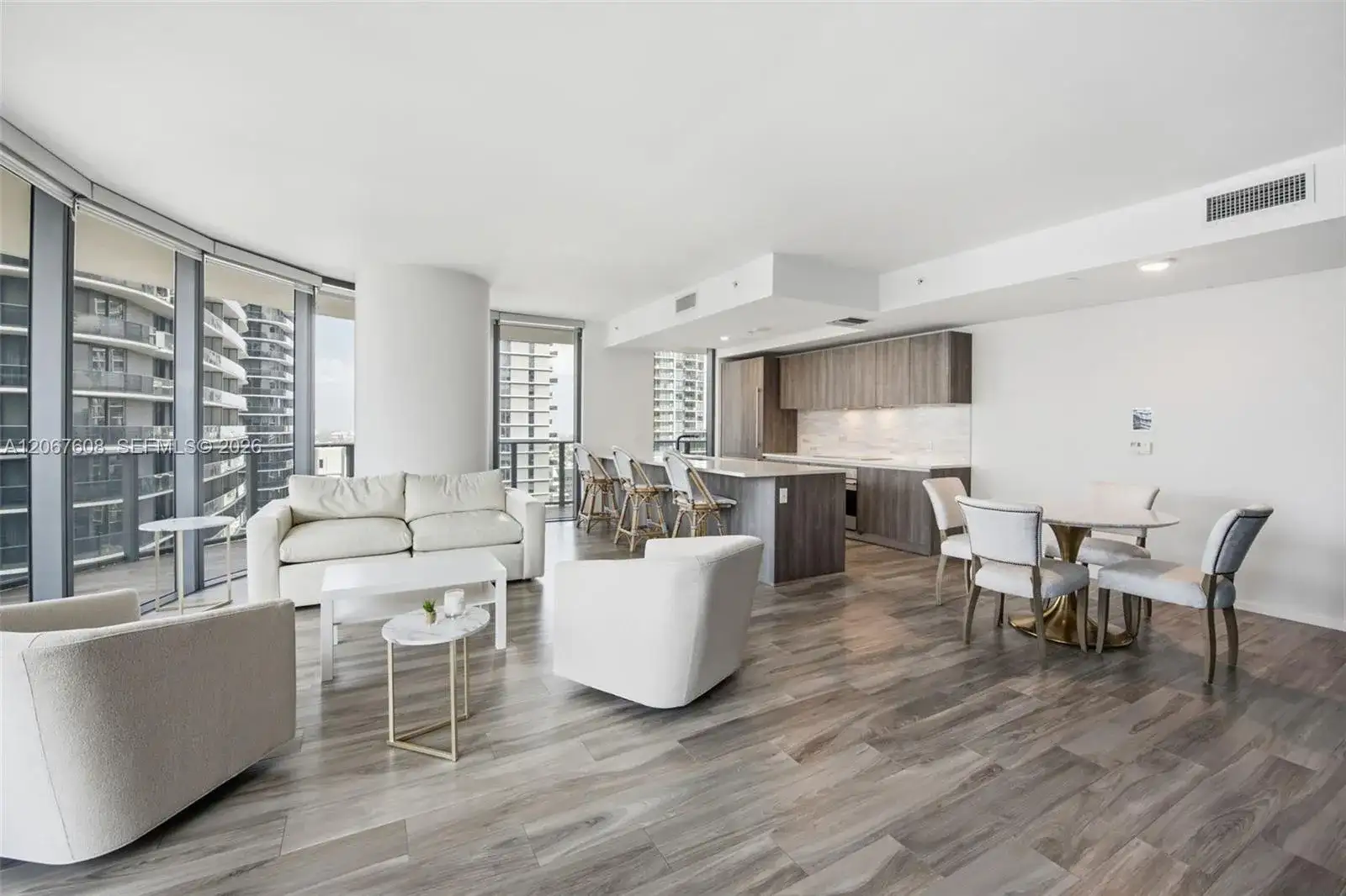 801 S Miami Ave # 3101, Miami FL 33130 photo 3