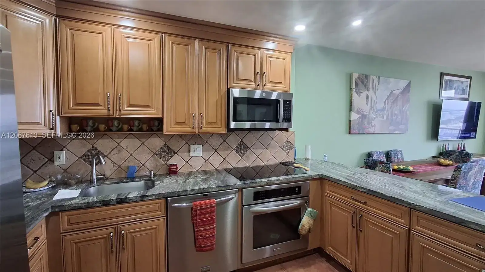 13499 Biscayne Blvd, North Miami FL 33181 photo 5