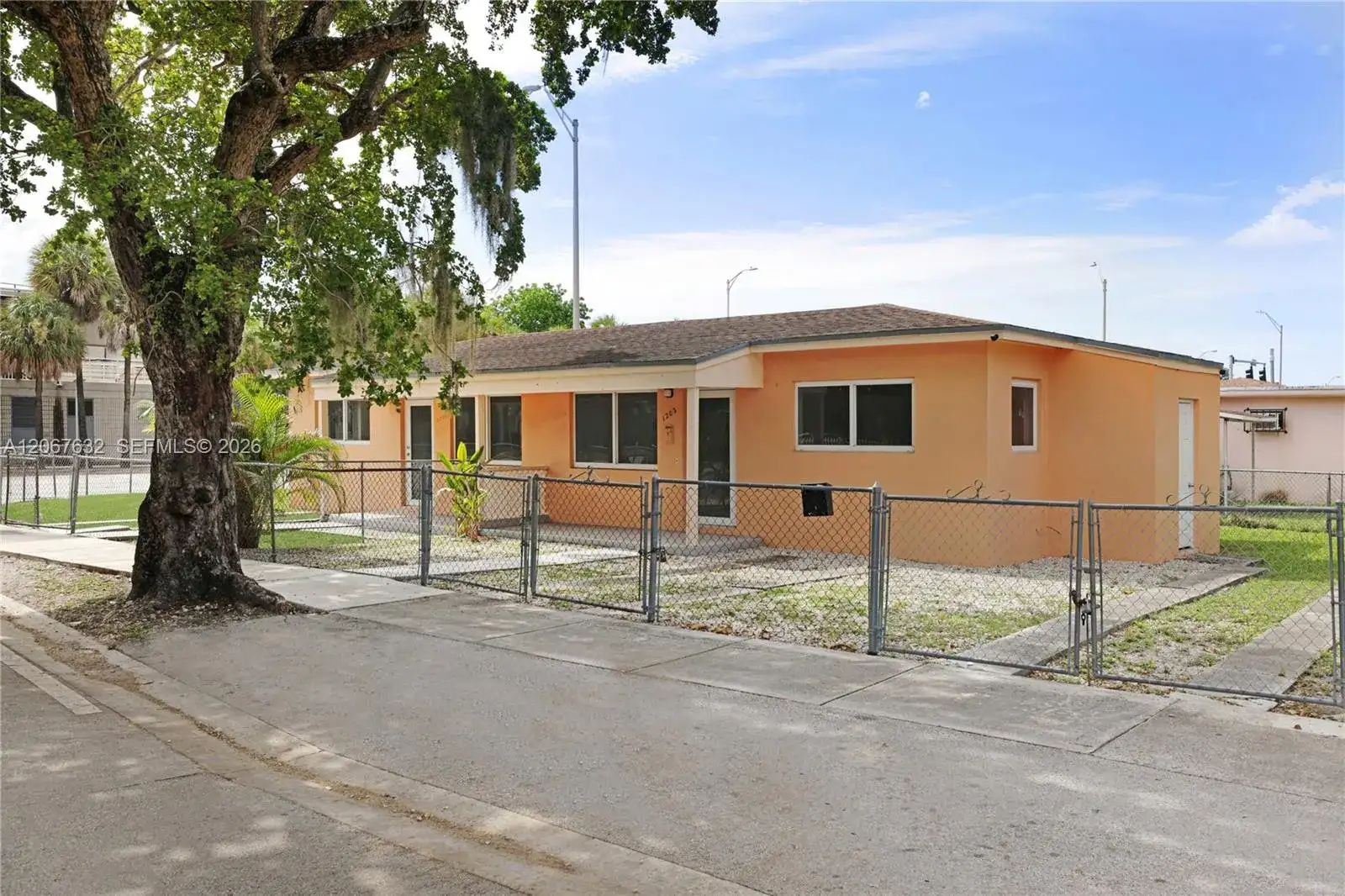 1202 NW 34th St # 1200, Miami FL 33142 photo 2