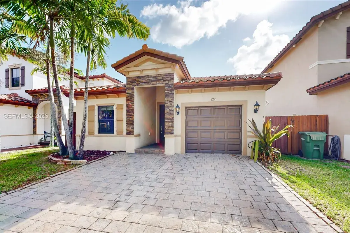 729 SE 34th Ave, Homestead FL 33033