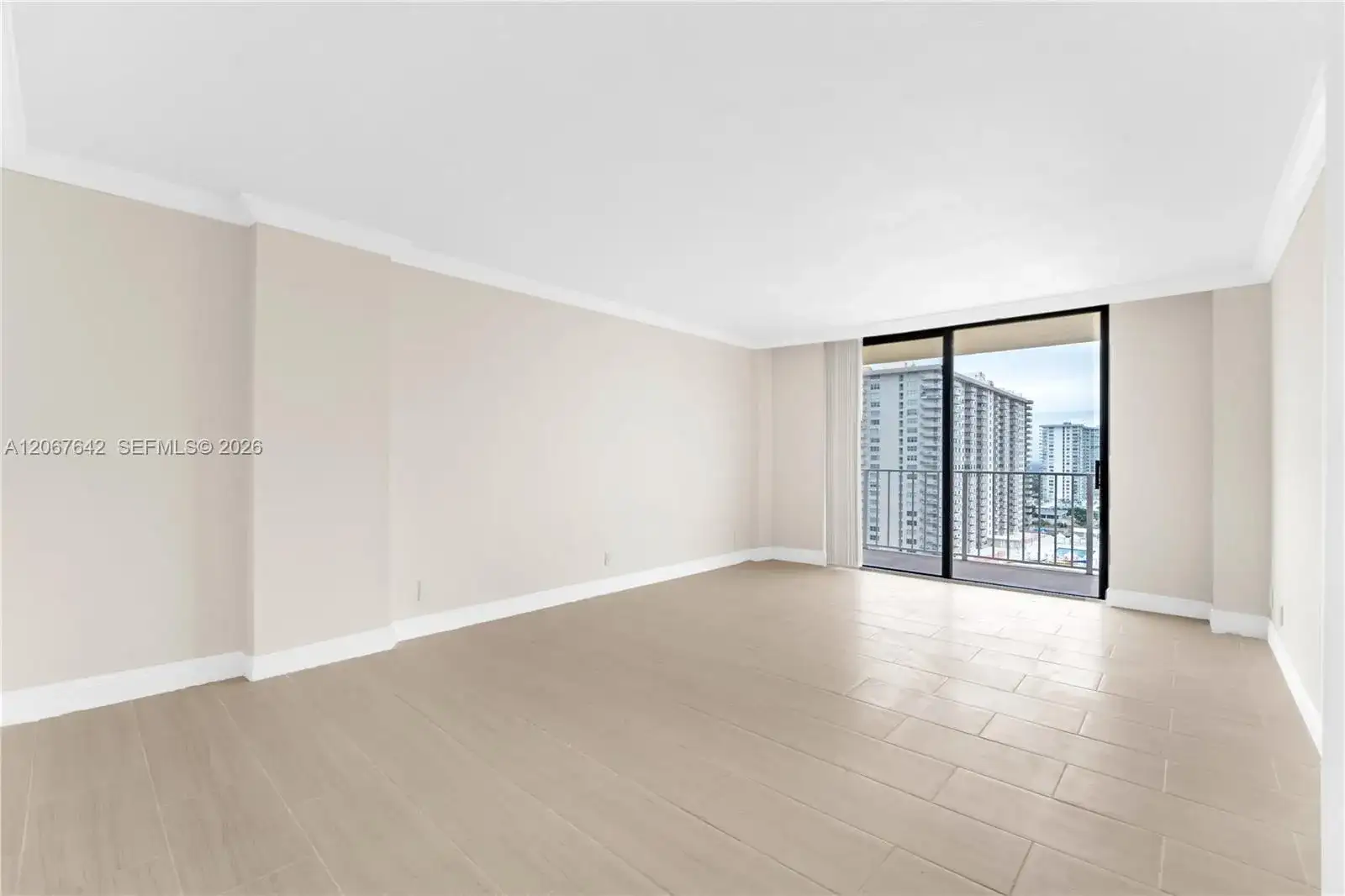 290 174th St # 1519, Sunny Isles Beach FL 33160 photo 4