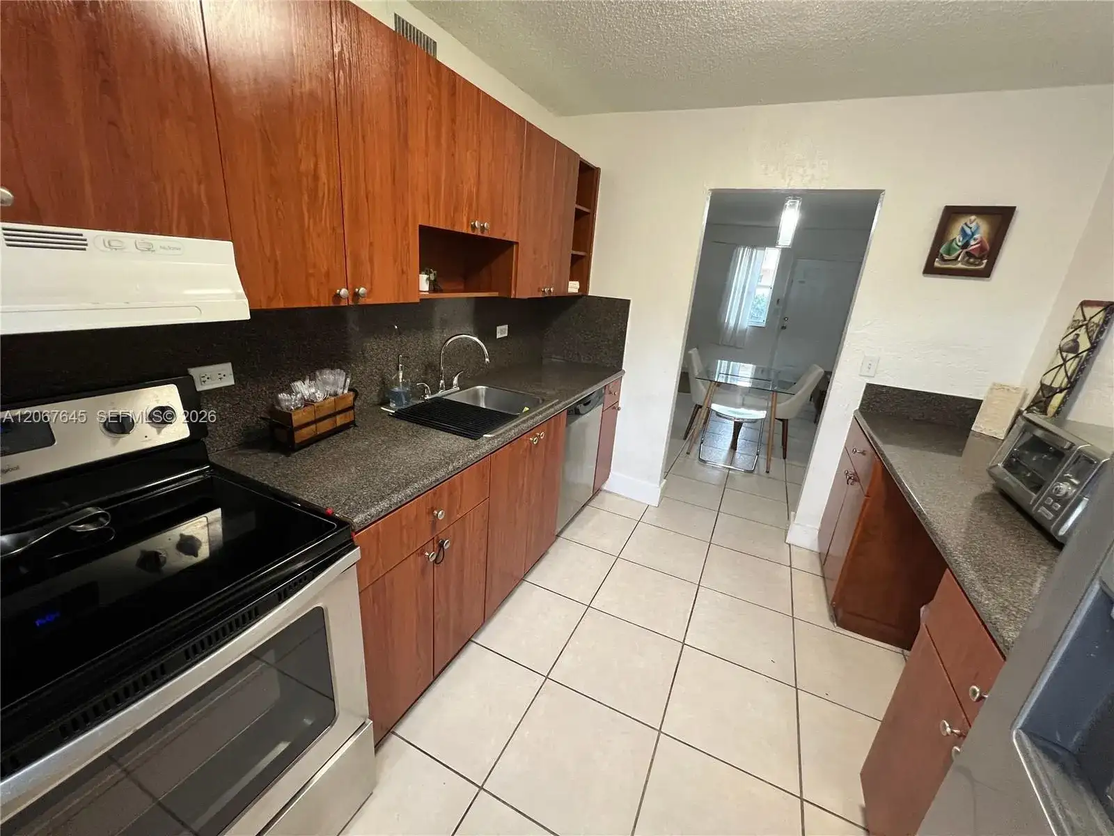 458 SW 10th St # 4, Miami FL 33130 photo 2
