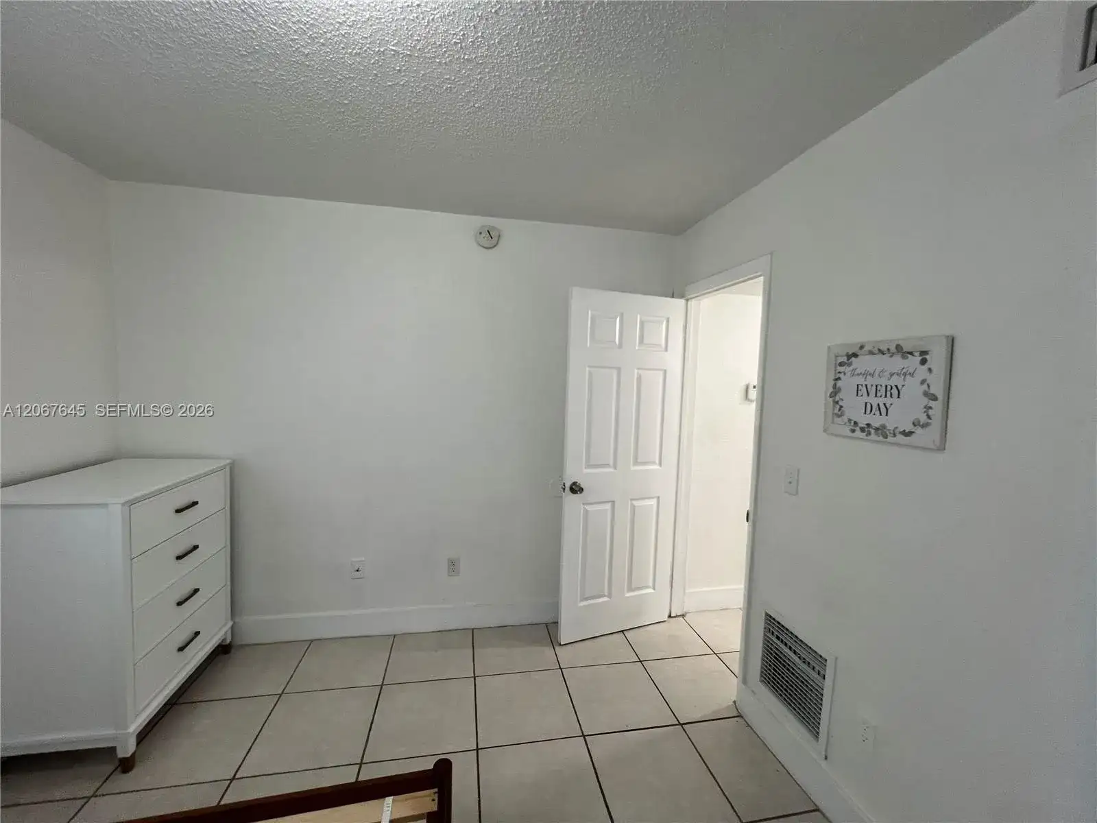 458 SW 10th St # 4, Miami FL 33130 photo 5