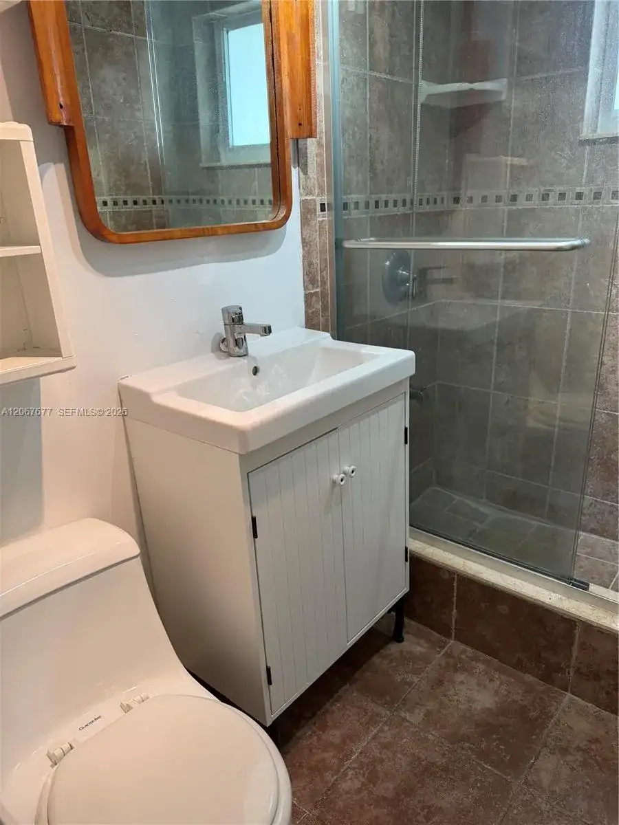 500 77th St # 2, Miami Beach FL 33141 photo 4