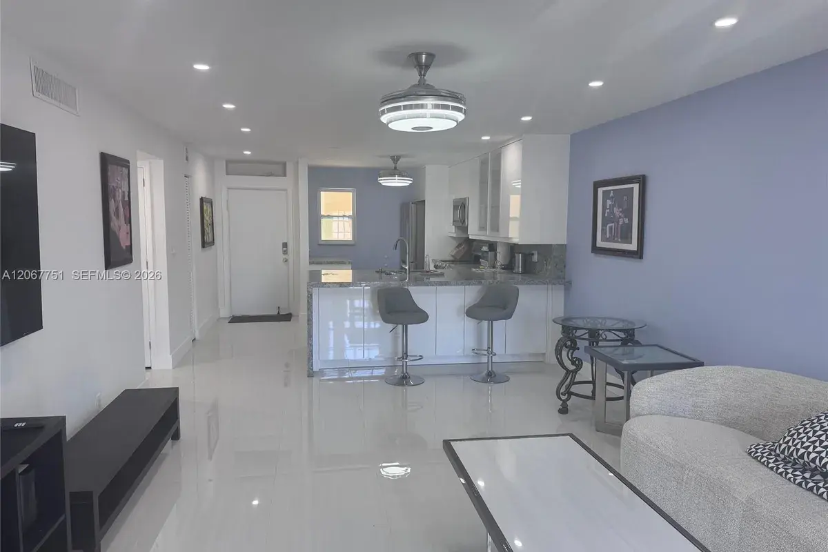 410 SE 2nd St # 223, Hallandale Beach FL 33009