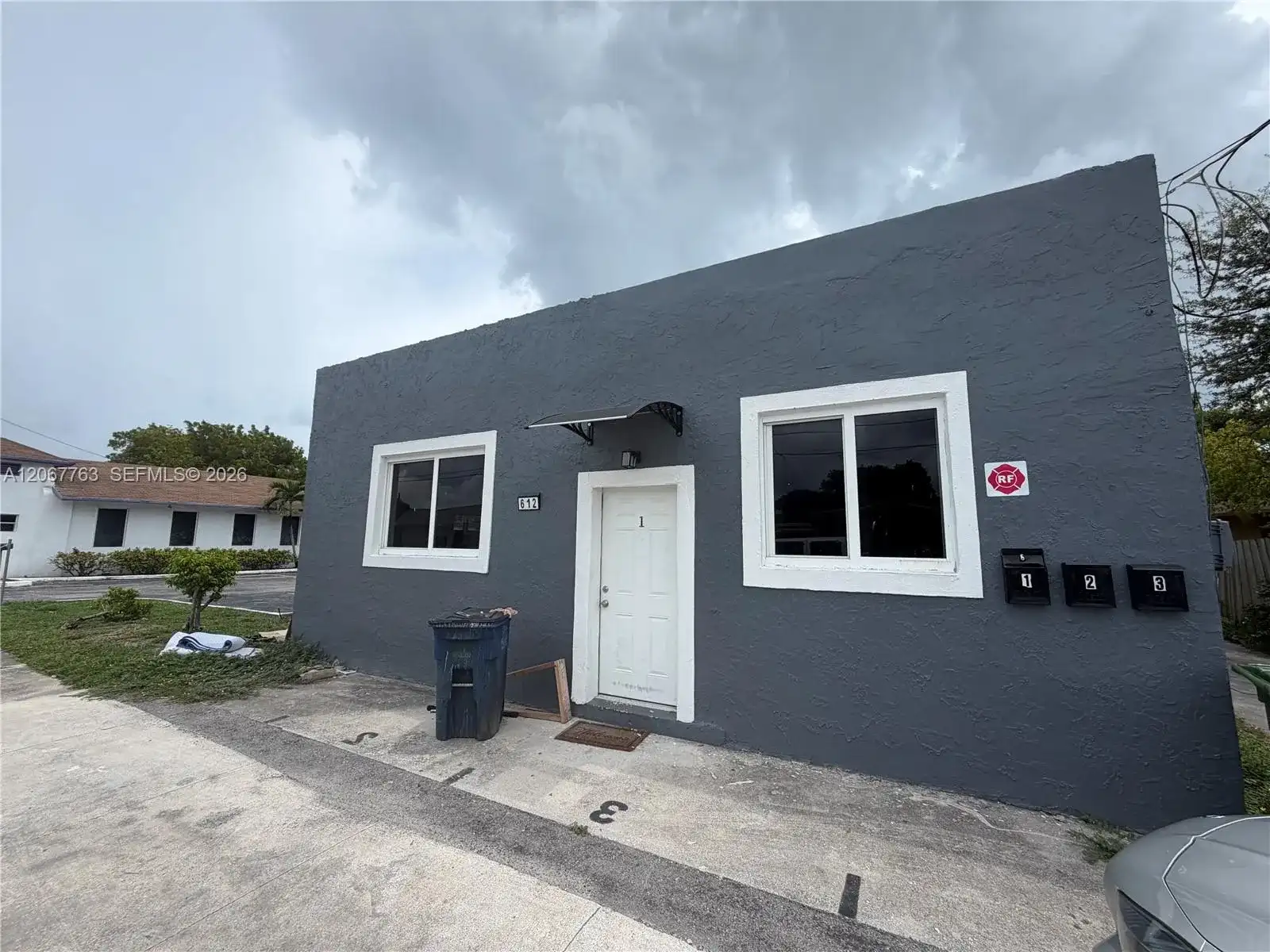 612 NW 2nd Ave # 1, Hallandale Beach FL 33009