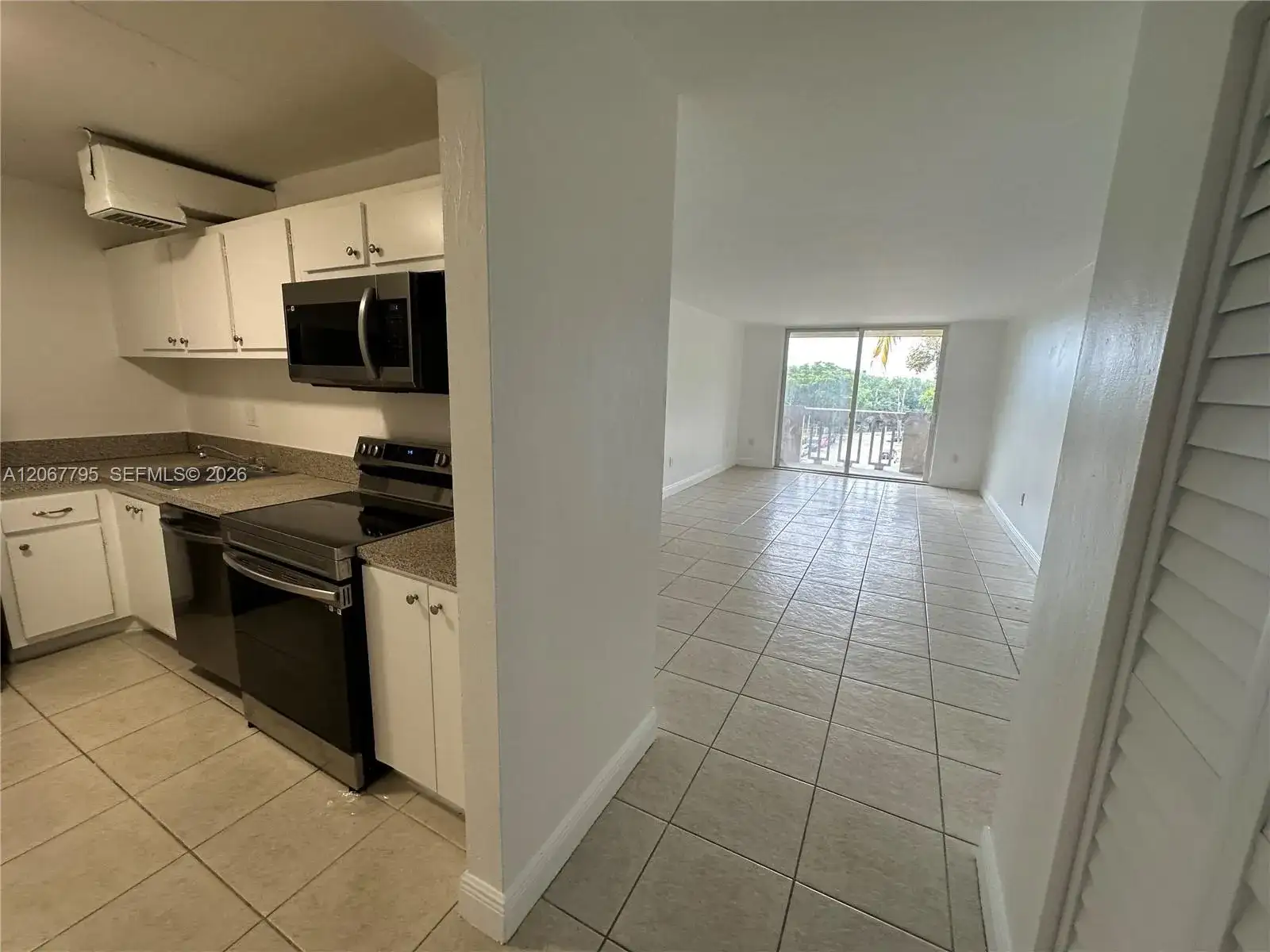 1800 Sans Souci Blvd # 426, North Miami FL 33181 photo 3