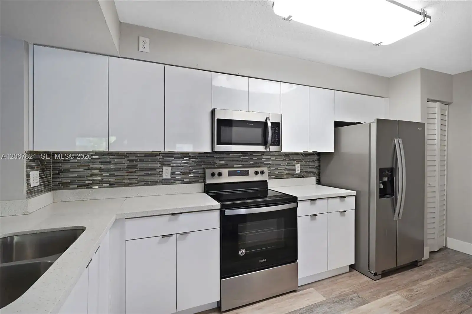 18840 NW 57th Ave # 306, Hialeah FL 33015
