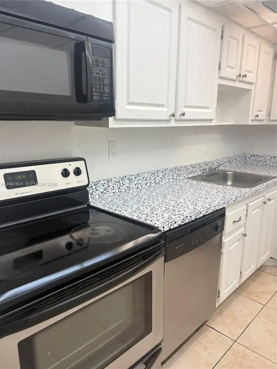 1805 Sans Souci Blvd # 325, North Miami FL 33181 photo 2