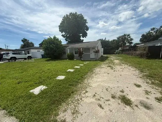 2540 NW 155ST # 2540, Miami Gardens FL 33054