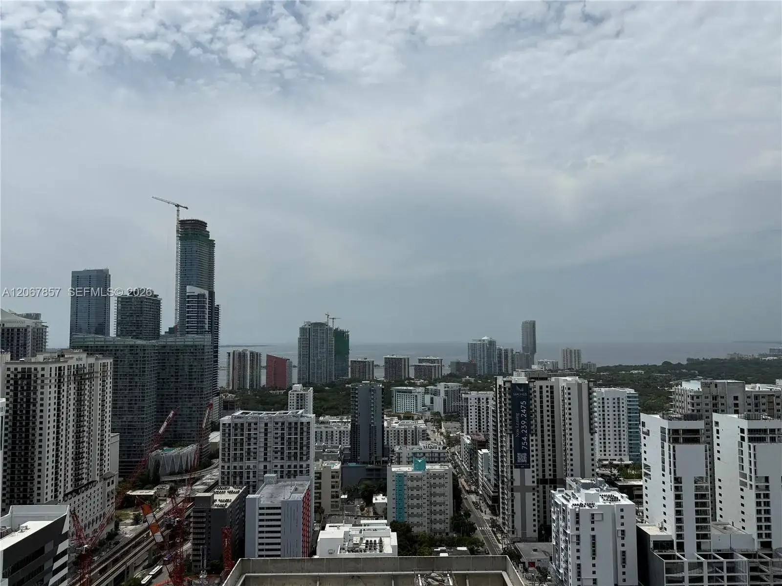 185 SW 7th St # 4010, Miami FL 33130 photo 2