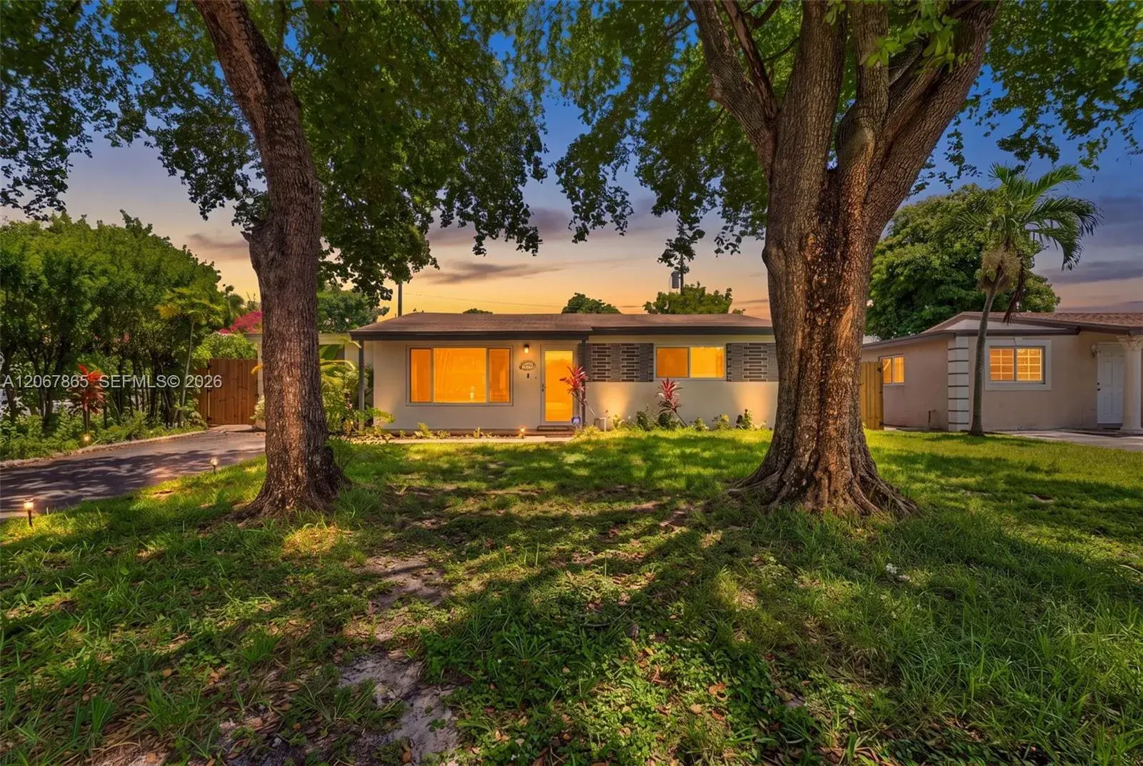 6919 SW 22nd Ct, Miramar FL 33023