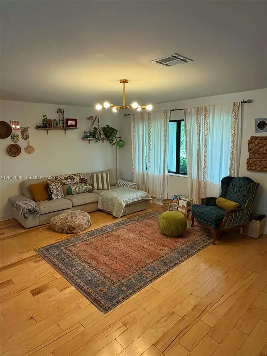401 SE 3rd Pl, Deerfield Beach FL 33441 photo 3