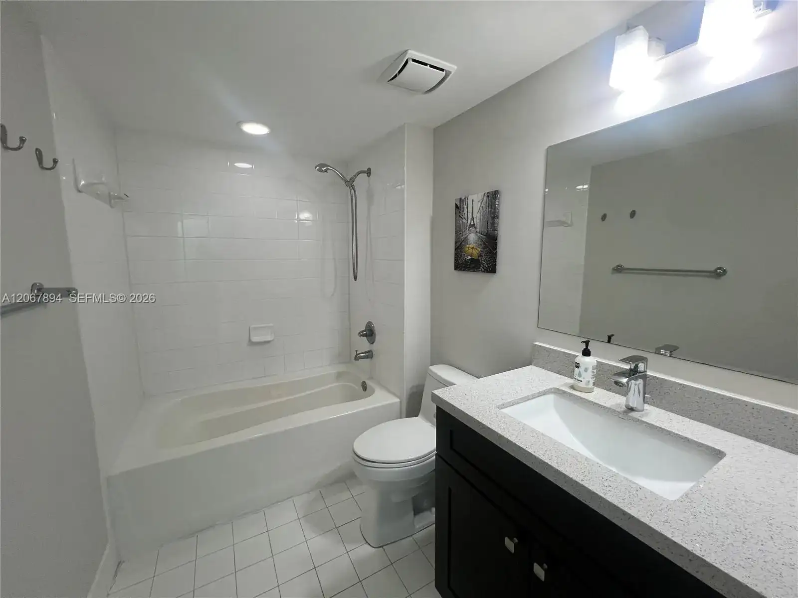 1155 Brickell Bay Dr # 1607, Miami FL 33131 photo 3