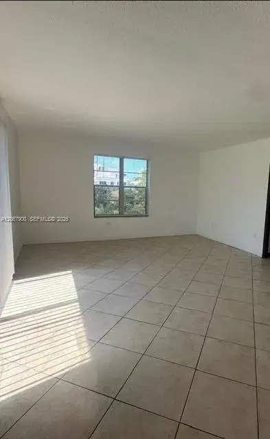 1165 98 # 403, Bay Harbor Islands FL 33154