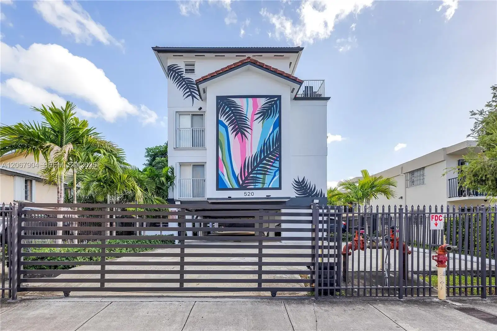 520 SW 5th St # 302, Miami FL 33130 photo 2