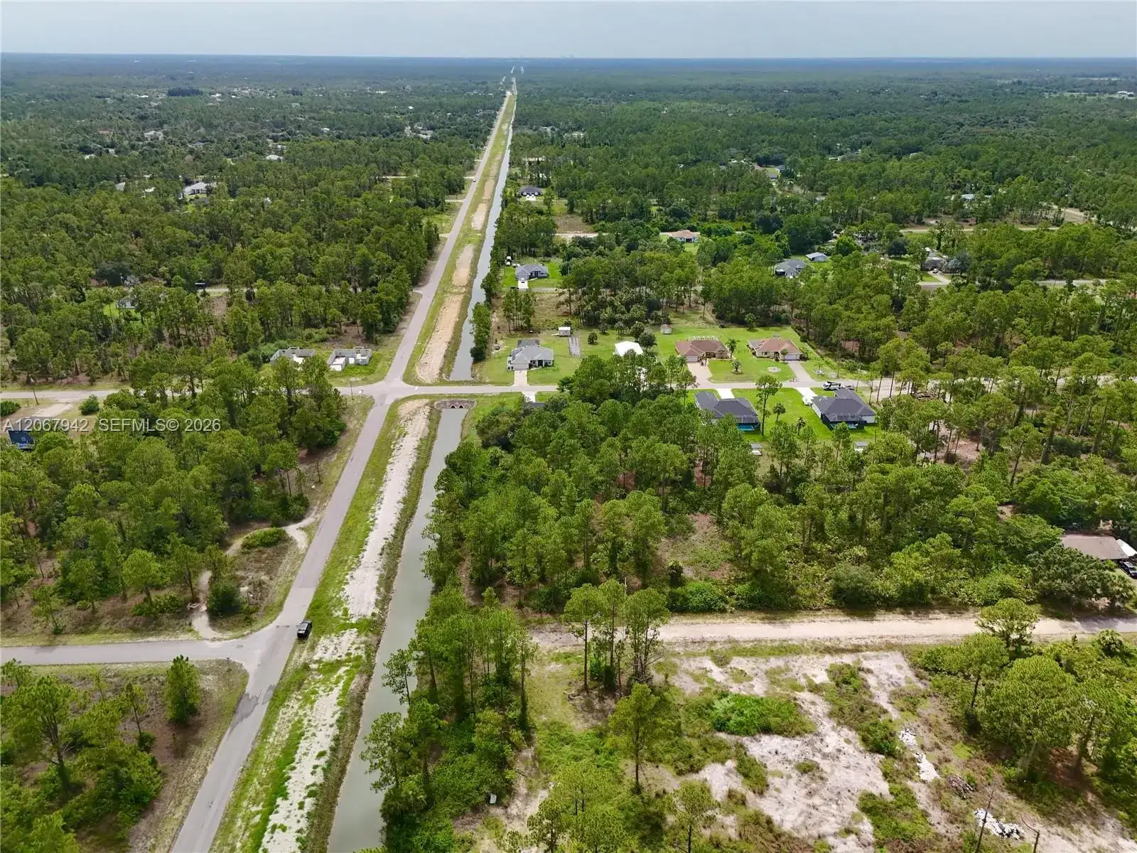 1201 LOUIS AVE, Lehigh Acres FL 33972 photo 4