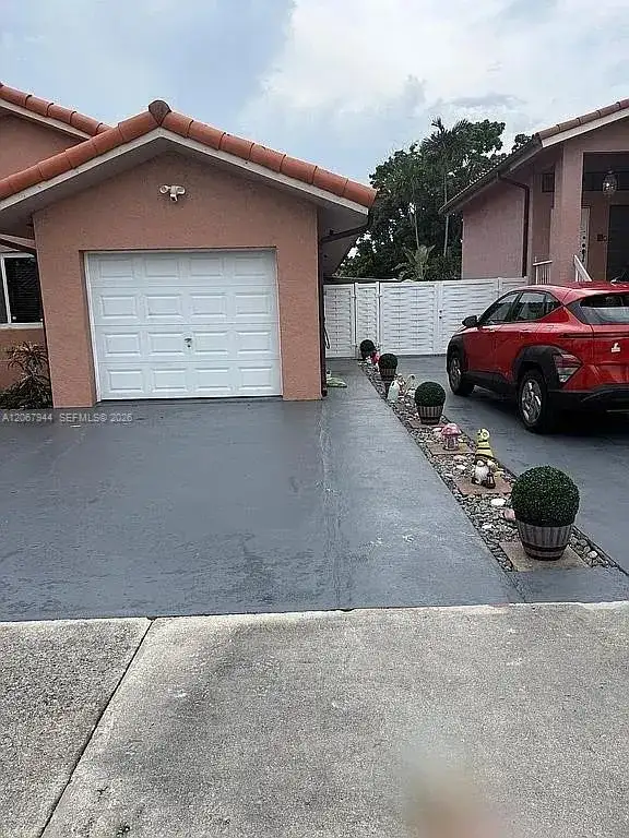 10070 SW 2nd St, Miami FL 33174 photo 4
