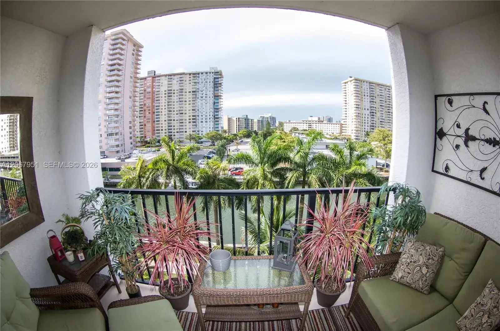 17150 N Bay Rd # 2512, Sunny Isles Beach FL 33160