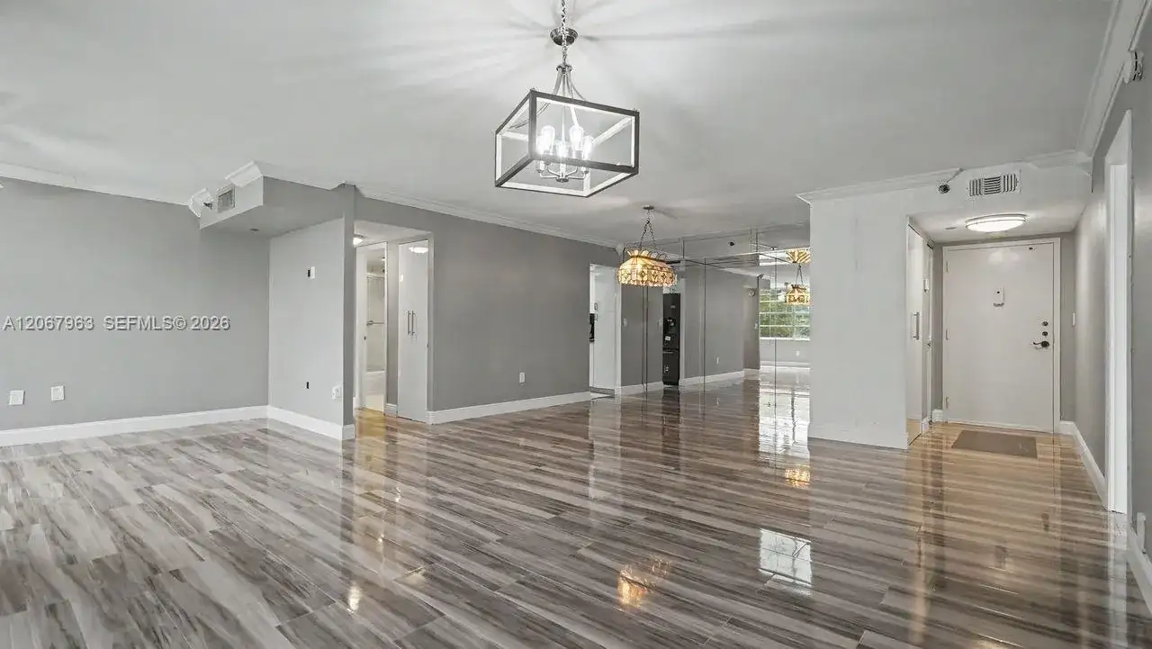 1300 Saint Charles Pl # 417, Pembroke Pines FL 33026 photo 2