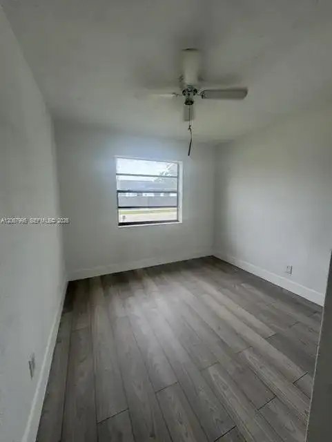 5191 SW 22nd St, West Park FL 33023 photo 5