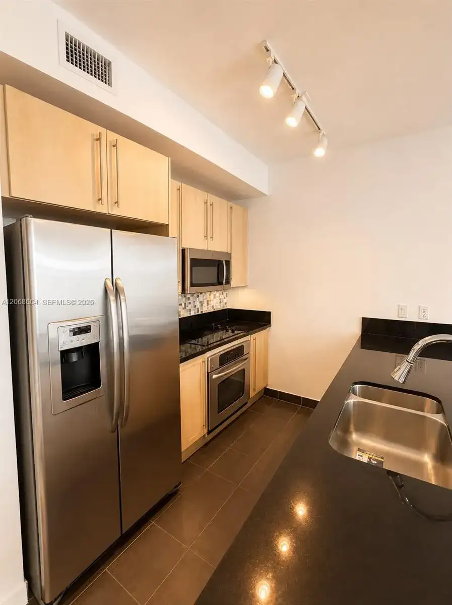 1111 SW 1st Ave, Miami FL 33130 photo 5