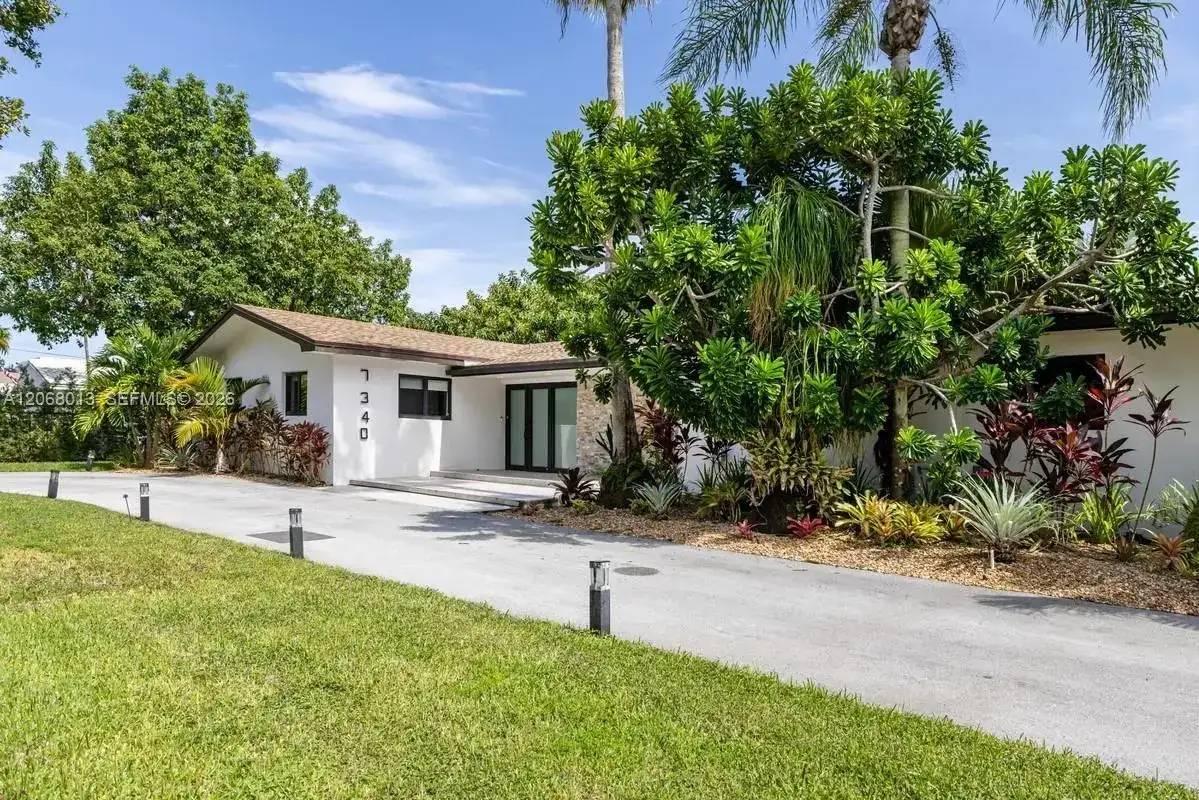 7340 SW 120th St, Pinecrest FL 33156 photo 2