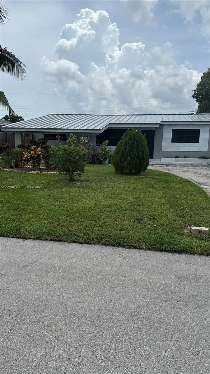 7672 Kismet St, Miramar FL 33023