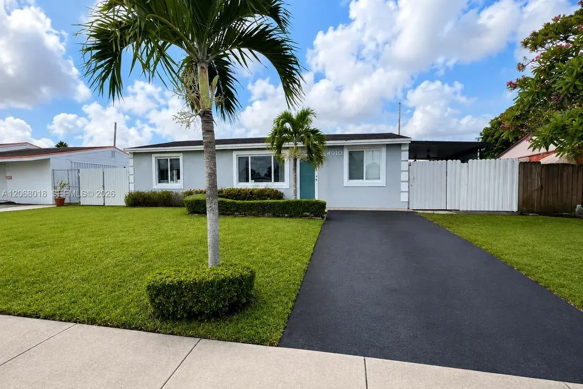 4910 SW 16th St, Fort Lauderdale FL 33317