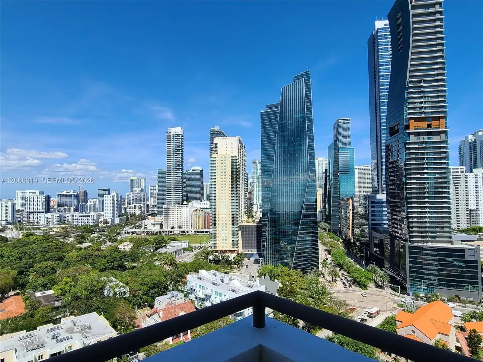 1581 Brickell Ave 2- Prking # 1907, Miami FL 33129 photo 2
