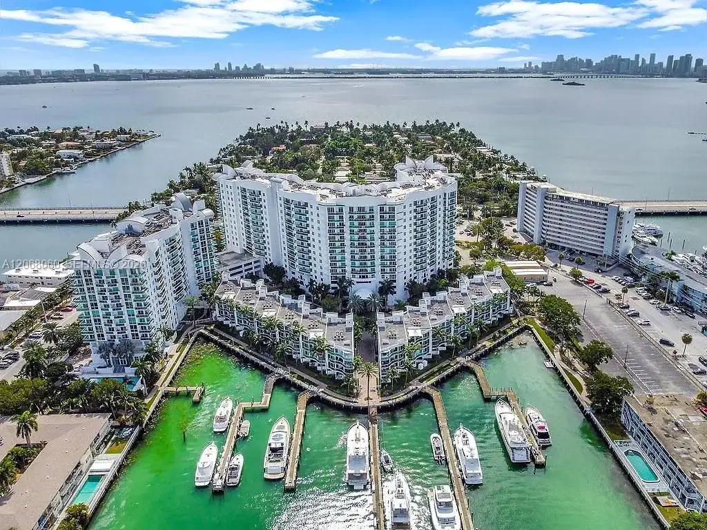 7900 Harbor Island Dr # 1408, North Bay Village FL 33141 photo 4