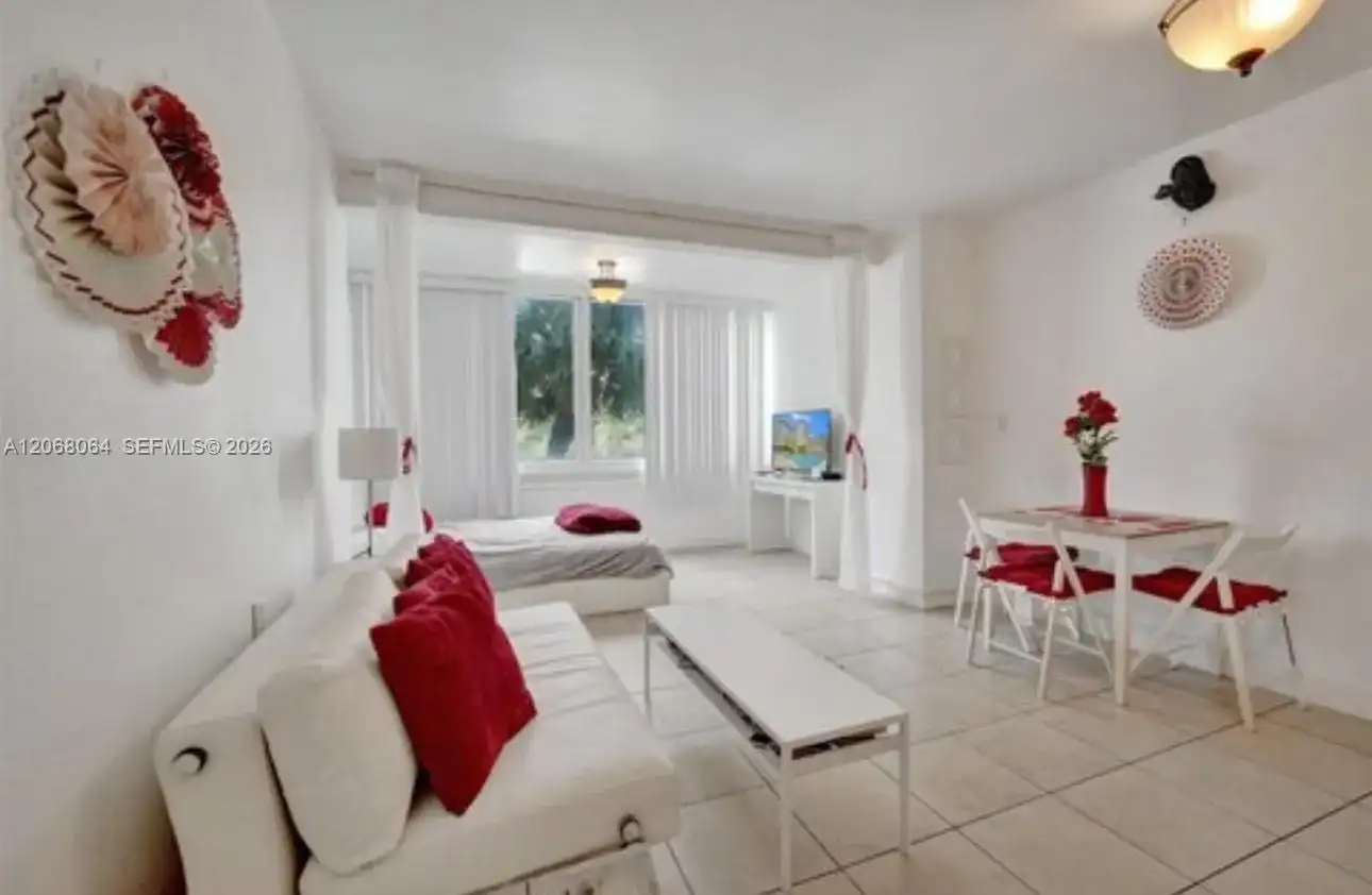 4040 Galt Ocean Dr # 221, Fort Lauderdale FL 33308