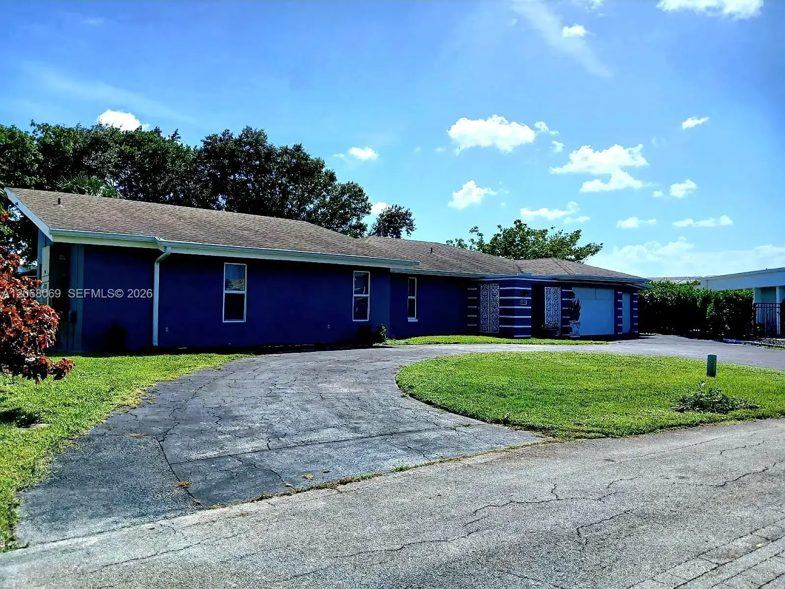 5710 Melaleuca Dr, Tamarac FL 33319 photo 3